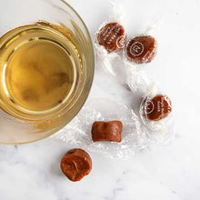 Load image into Gallery viewer, Scotch Whisky Caramels Pillow Box
